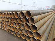 What are the factors that cause horizontal stripes in spiral seam submerged arc welded steel pipes