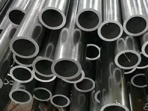 How to choose a seamless steel pipe factory?